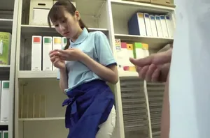 Bắt cóc cô gái nhà kế bên về nhà cho uống thuốc kích dục rồi xoạc tả tơi
