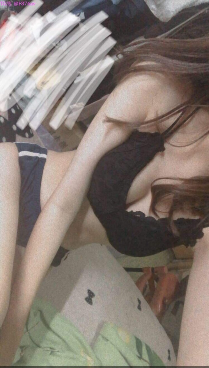 Tôi đã quan hệ với đồng nghiệp của mình trong hai ngày liên tiếp vì chồng cô ấy luôn xa nhà.